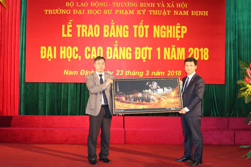 ông Hoàng Quang Trung - Phó Giám đốc Công ty Điện lực Lai Châu