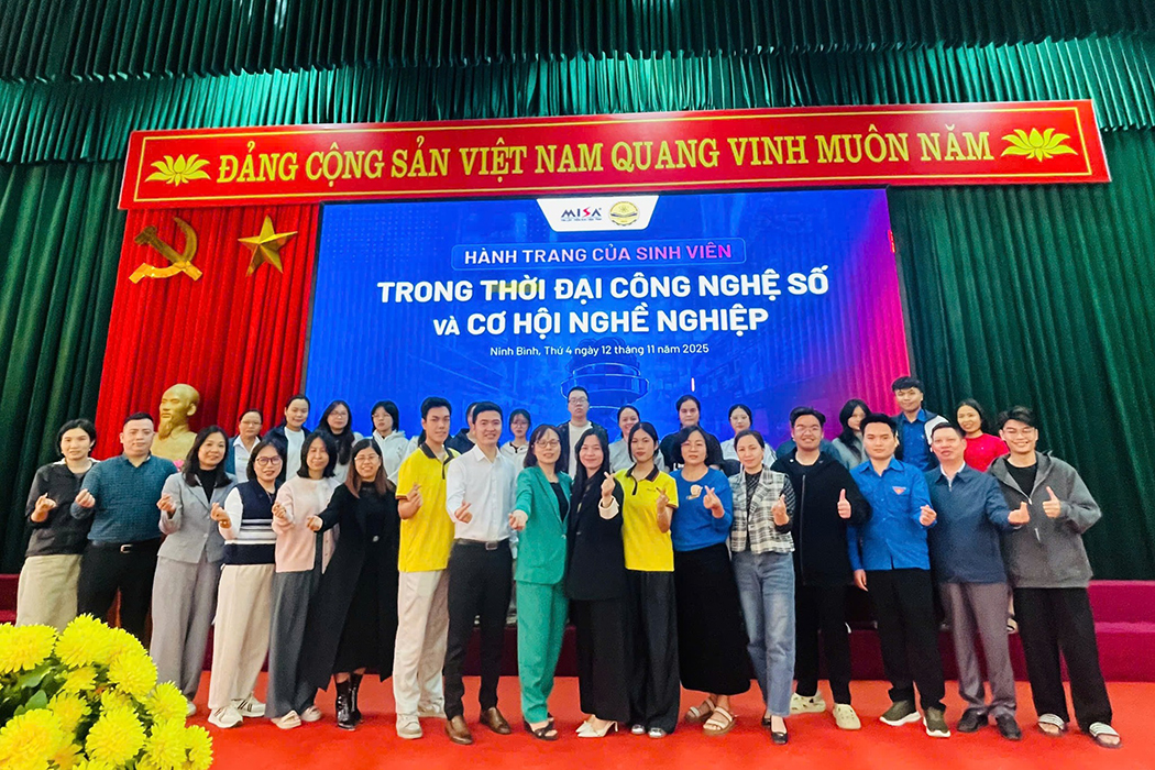Hội thảo: “Hành trang của sinh viên trong thời đại công nghệ số và cơ hội việc làm tại MISA”