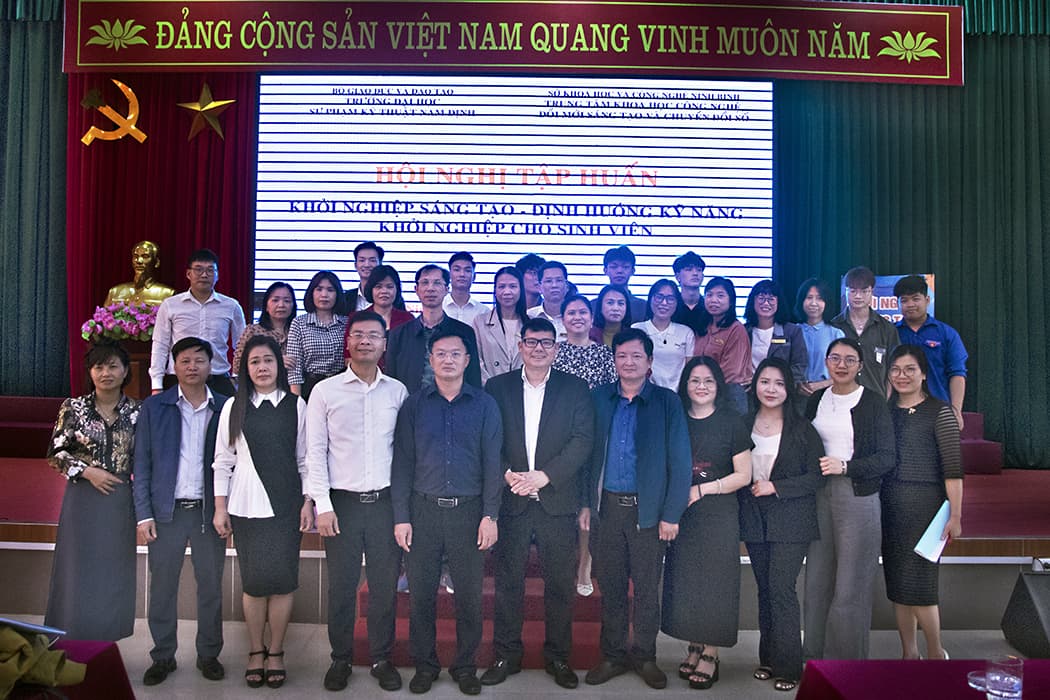 Hội nghị tập huấn “Khởi nghiệp sáng tạo – Định hướng kỹ năng khởi nghiệp cho sinh viên”