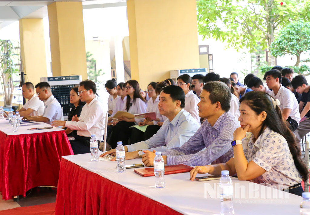 [Báo và Phát thanh, Truyền hình Ninh Bình] Hội thảo “Sinh viên với khởi nghiệp sáng tạo: Nâng cao nhận thức, thúc đẩy triển khai, đề xuất nhu cầu”