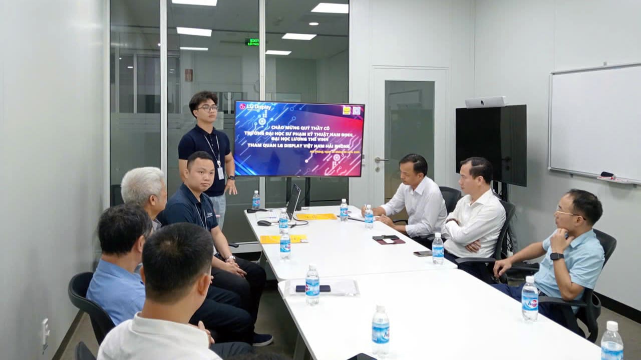 Trường Đại học Sư phạm Kỹ thuật Nam Định đẩy mạnh hợp tác doanh nghiệp FDI, mở rộng cơ hội thực tập và việc làm cho sinh viên