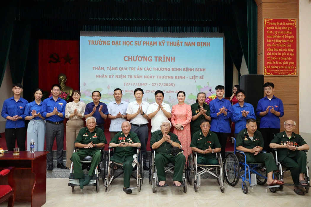 Trường Đại học Sư phạm Kỹ thuật Nam Định tổ chức các hoạt động nhân dịp kỷ niệm 78 năm Ngày thương binh - liệt sĩ (27/7/1947 - 27/7/2025)